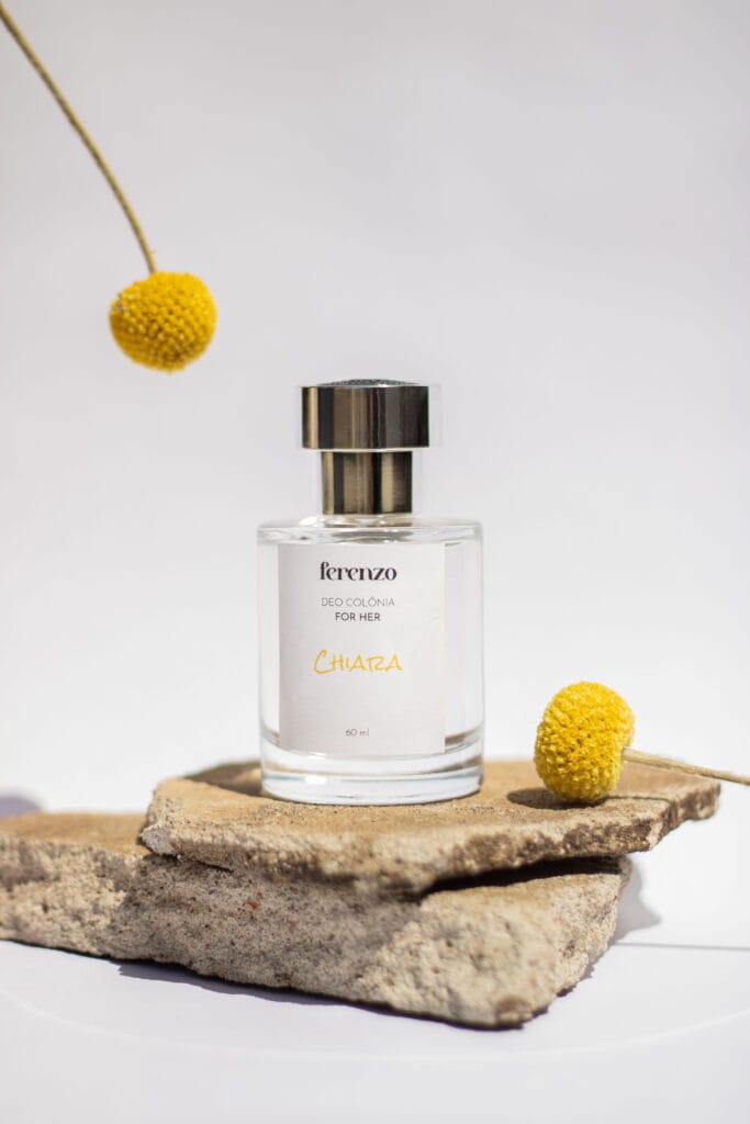 Home Chiara Close 2 683x1024